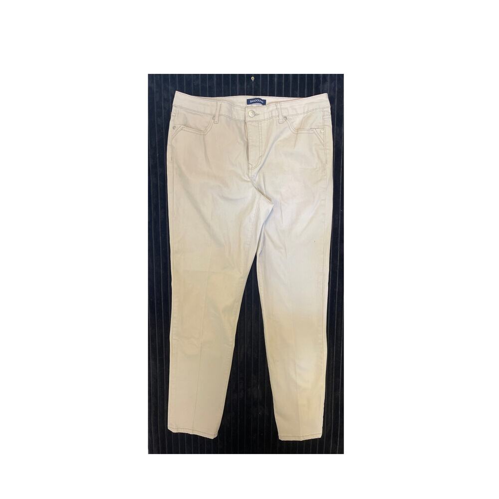 Bandolino Women's Beige Karyn Boyfriend Jeans Size 10 straight Leg